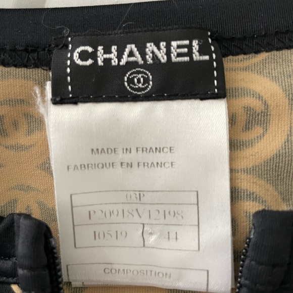 Chanel 2 piece skirt & jacket - Picture 4 of 4